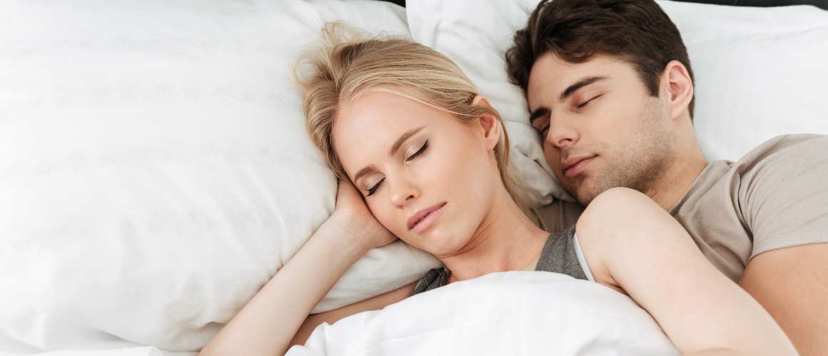 Nauka o tym, że kobiety potrzebują więcej snu