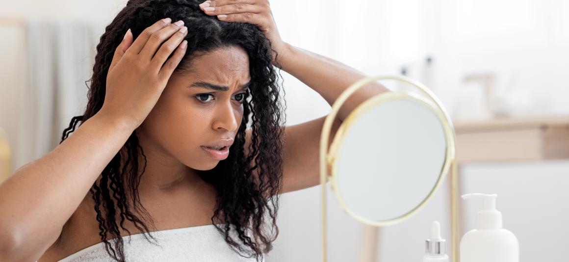 Jak rozpoznać oznaki odwodnienia włosów i zrewitalizować suche kosmyki?